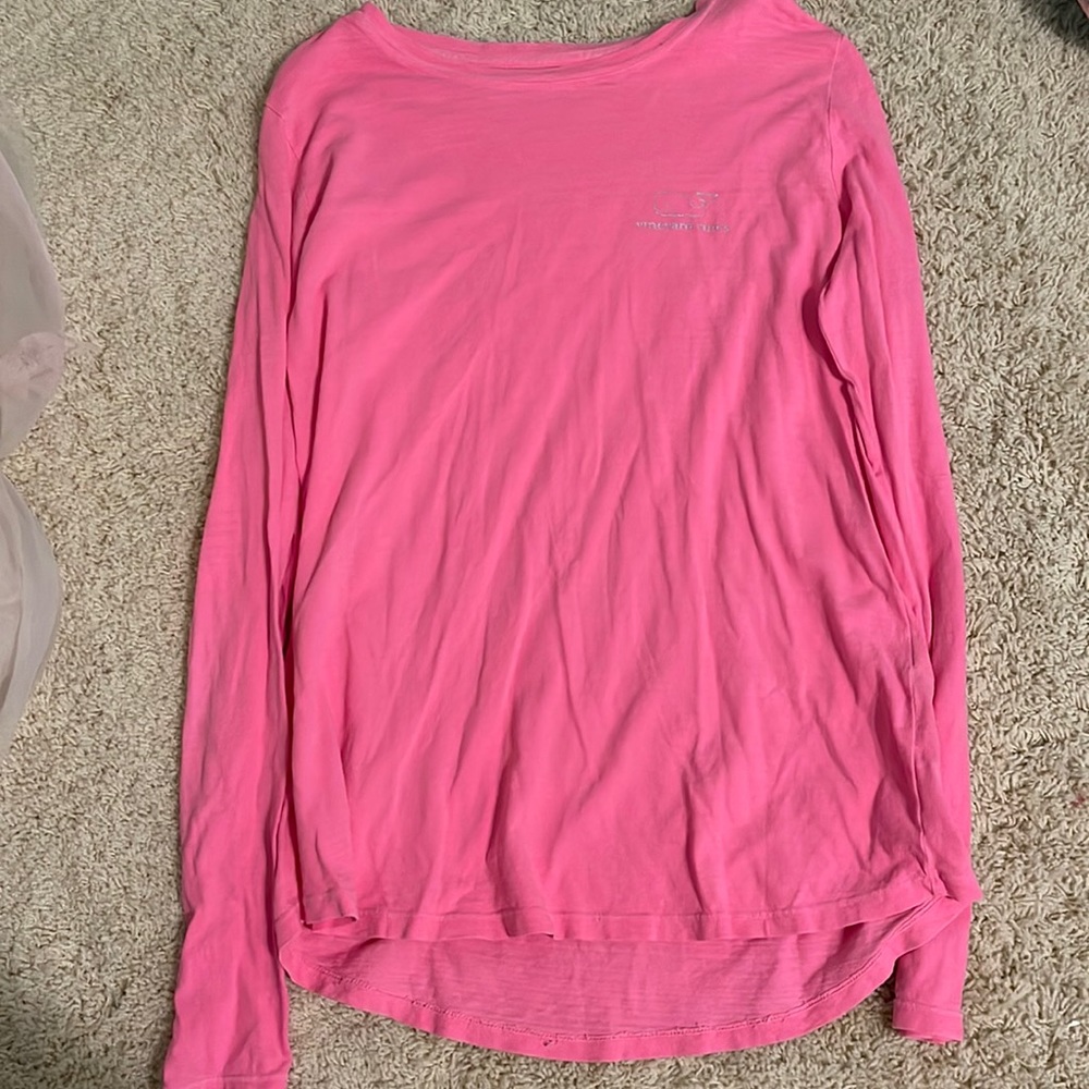 Vineyard vines pink shirt